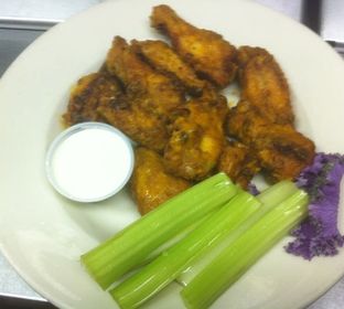 Purple Bull Tavern,bar,beer,burgers,chicken,cocktails,cornhole,daily specials,dessert,happy hour,homestyle food,kids meals,outdoor patio,pasta,prime rib,salad,sandwiches,seafood,soup,steaks,tavern,volleyball,wine,wings